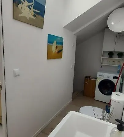 Apartamento Dos Dormitorios En Primavera Totalmente Reformado