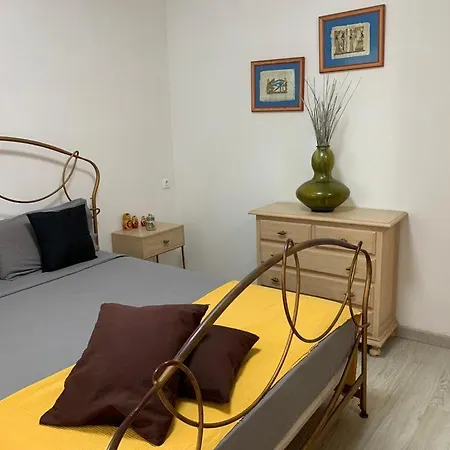 Apartamento Dos Dormitorios En Primavera Totalmente Reformado Appartement *