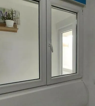 Apartamento Dos Dormitorios En Primavera Totalmente Reformado Appartement